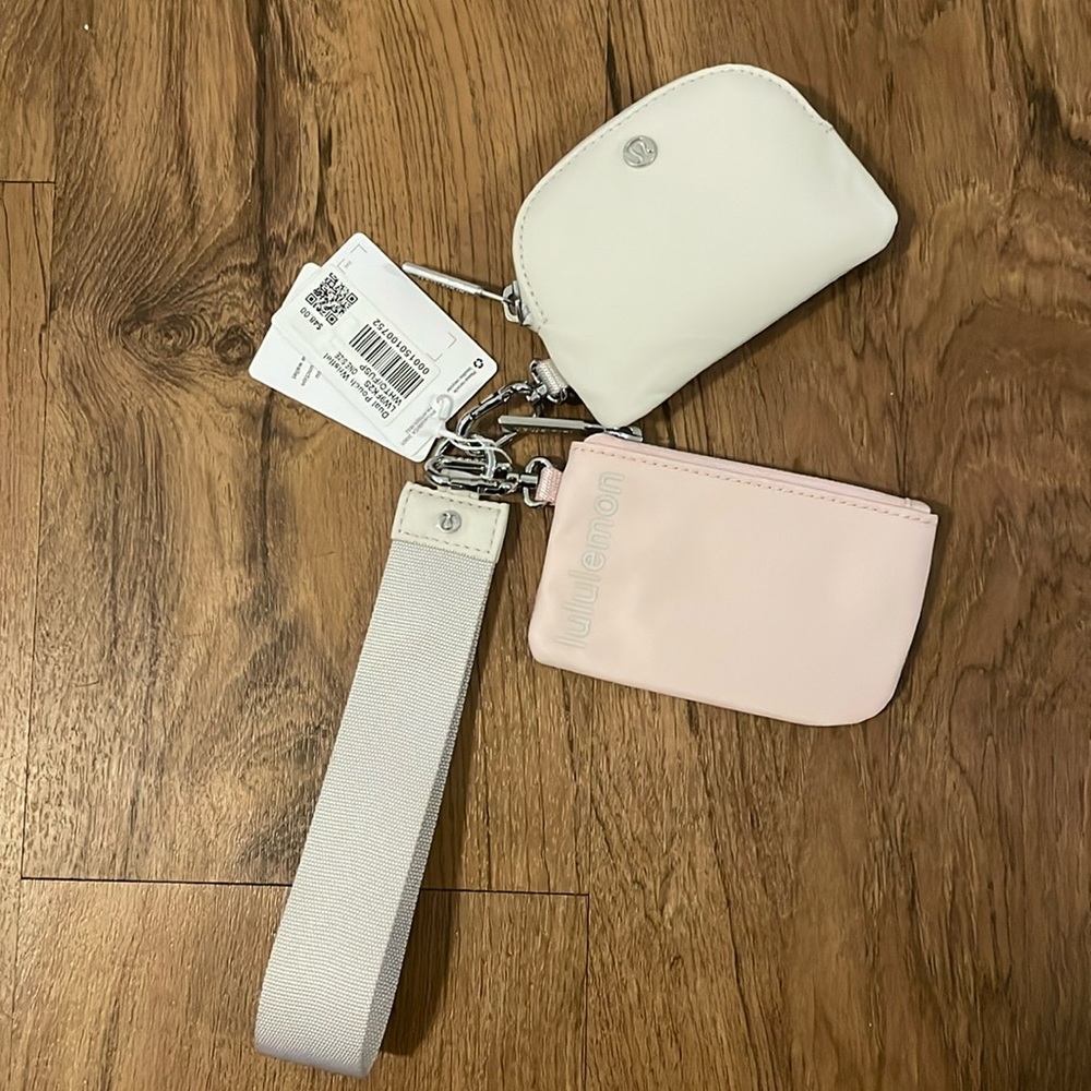 Lululemon Dual Pouch Wristlet
